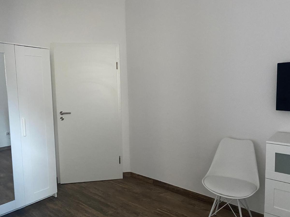 Monteurzimmer In Bielefeld - Mitte Exterior foto
